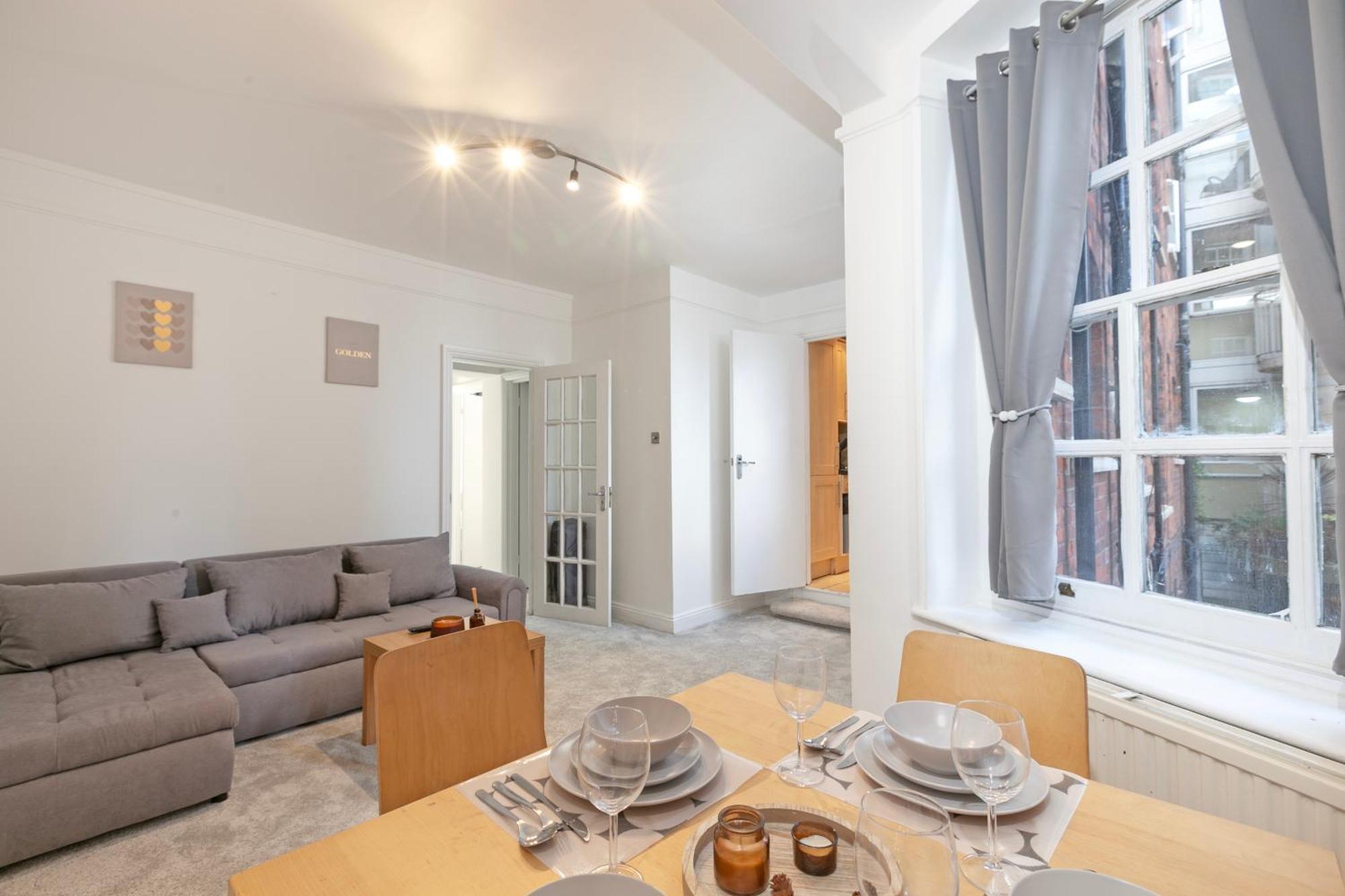 Beautiful 3 Bedroom Flat In Scott Ellis Gardens London Exterior foto