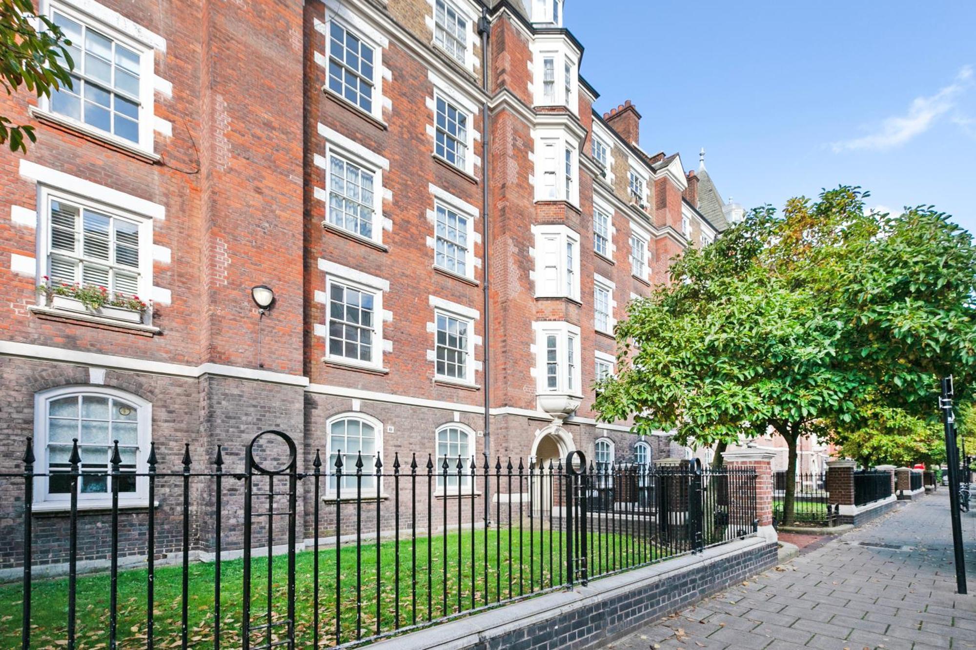 Beautiful 3 Bedroom Flat In Scott Ellis Gardens London Exterior foto