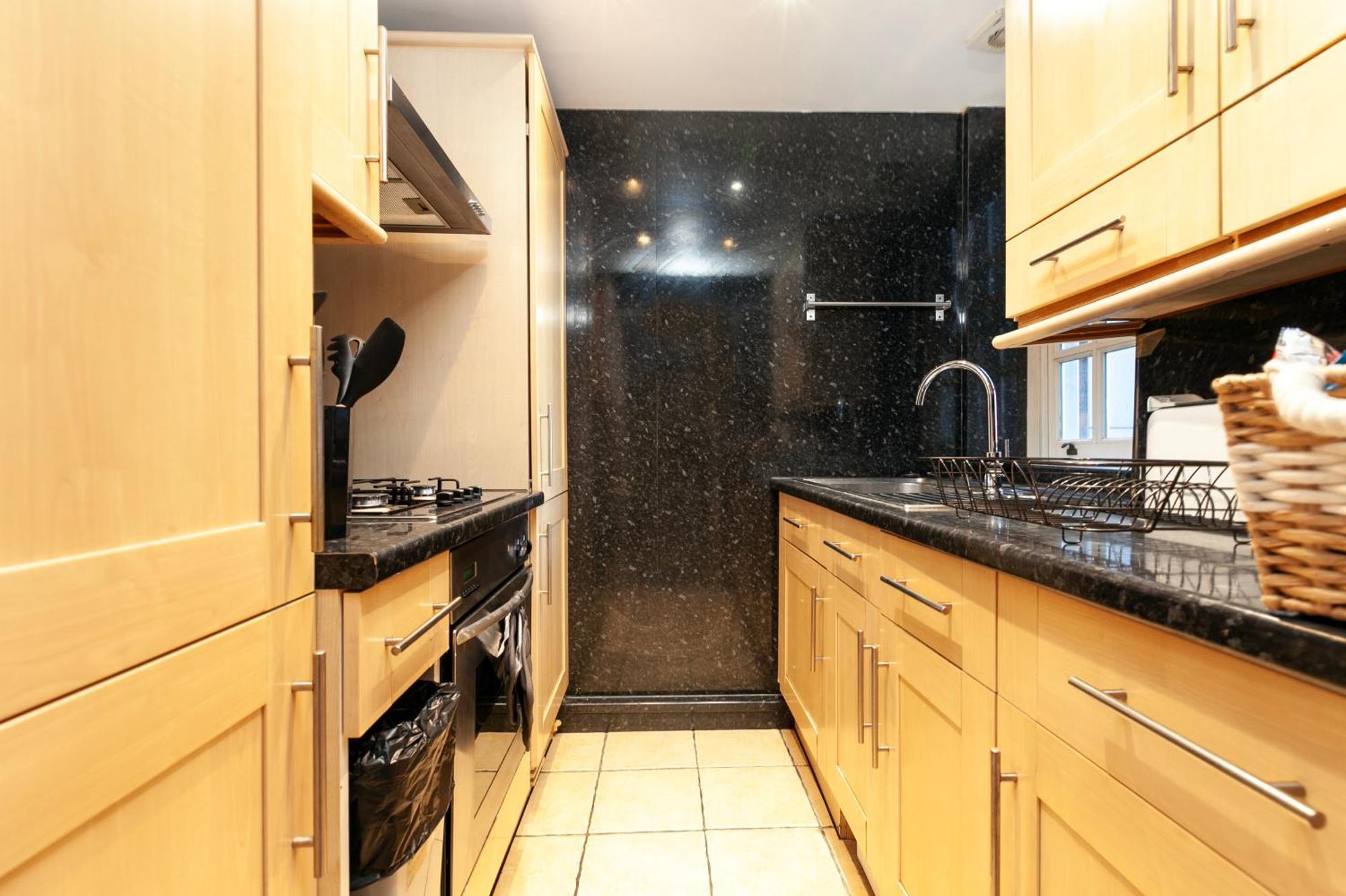 Beautiful 3 Bedroom Flat In Scott Ellis Gardens London Exterior foto