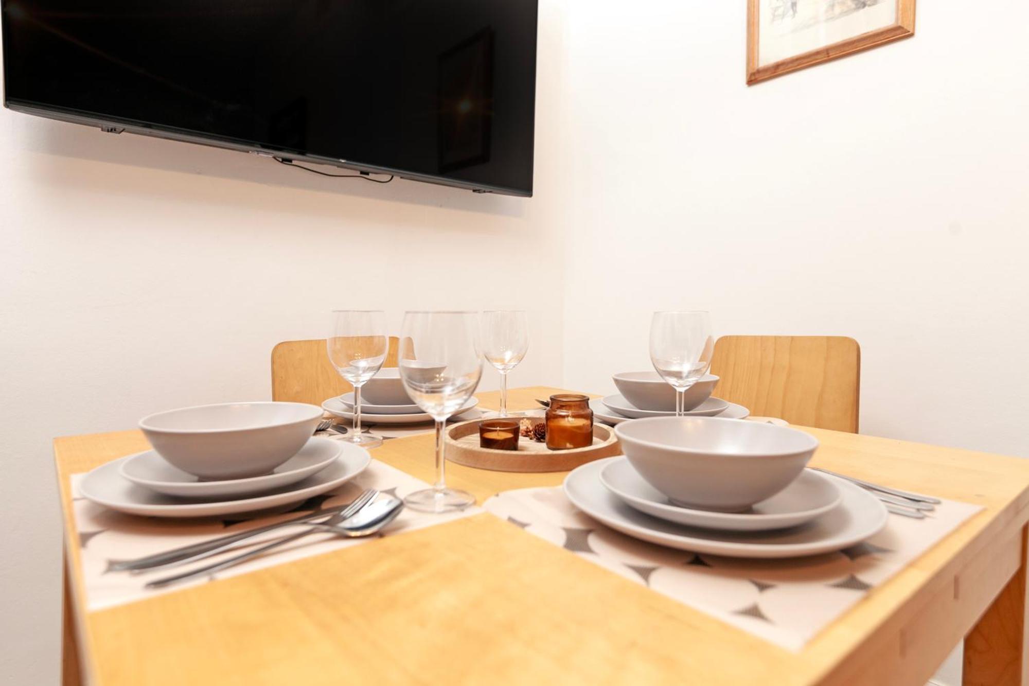 Beautiful 3 Bedroom Flat In Scott Ellis Gardens London Exterior foto
