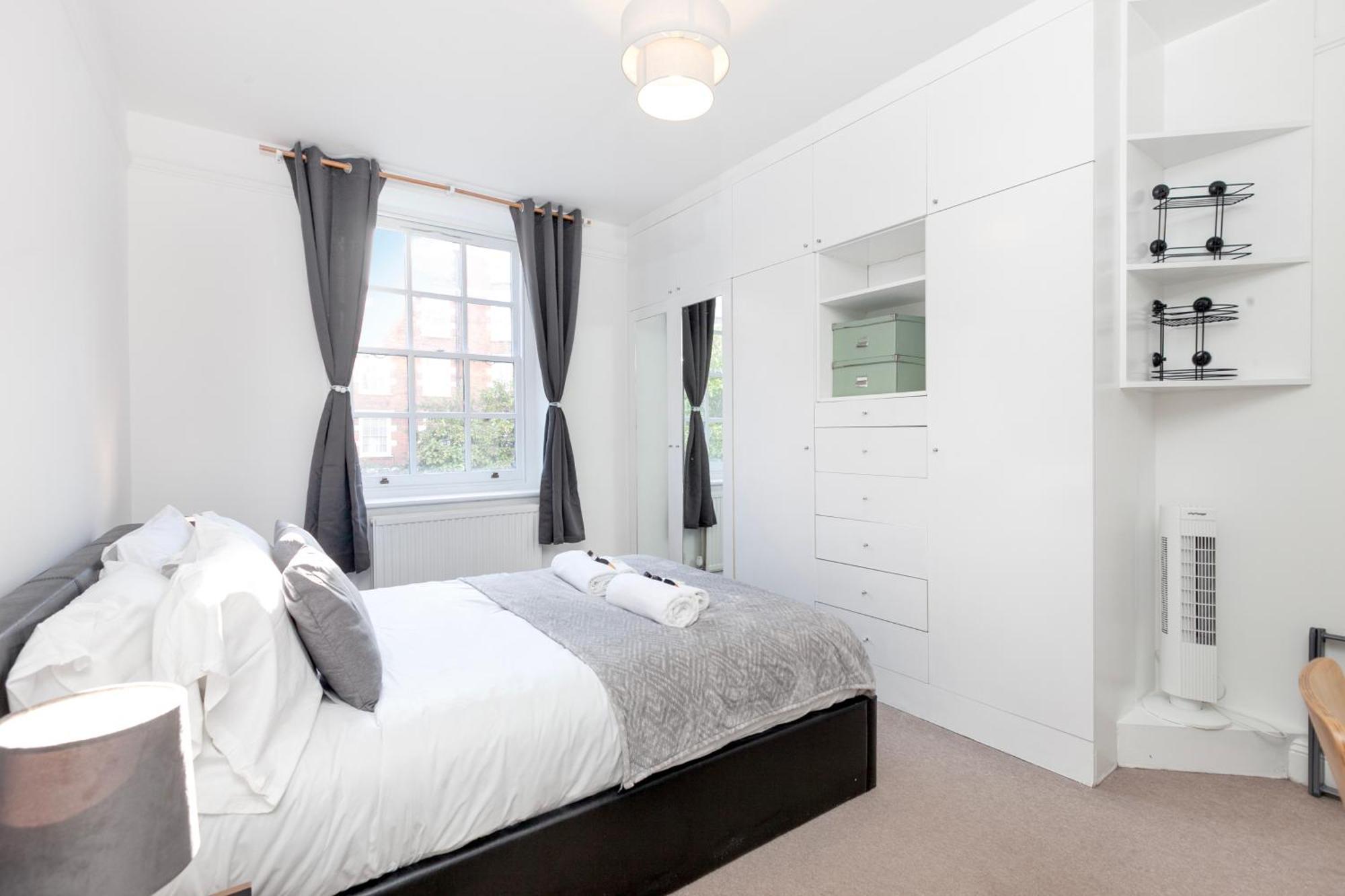 Beautiful 3 Bedroom Flat In Scott Ellis Gardens London Exterior foto