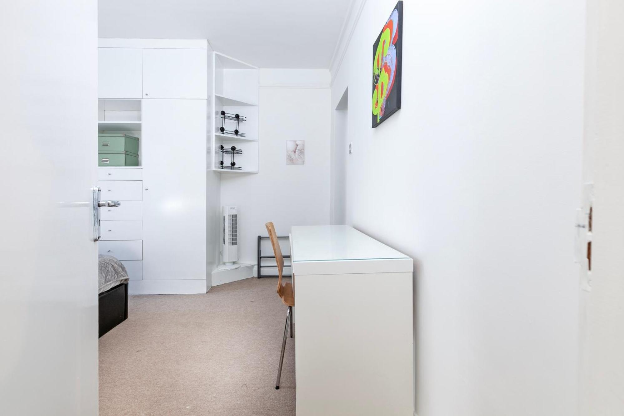 Beautiful 3 Bedroom Flat In Scott Ellis Gardens London Exterior foto